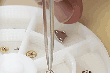 重庆欧米茄手动机械表售后保养