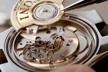 重庆欧米茄官方售后洗油